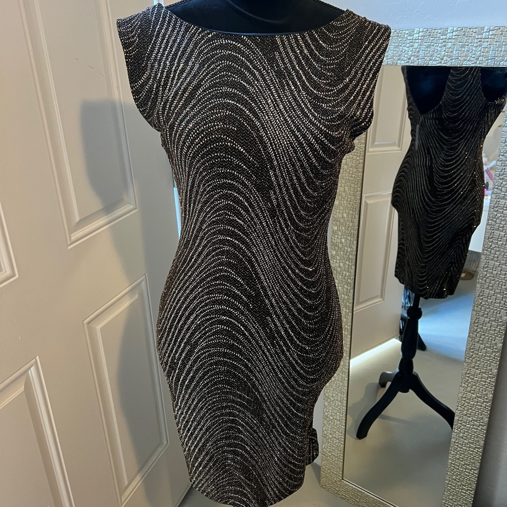 Beautiful Leith dress with gold and silver shine size medium